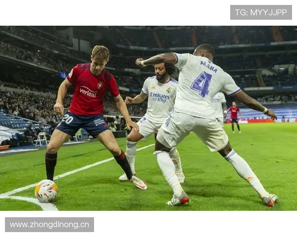 瓦伦西亚管理层决策争议问题显现,对球队竞争格局带来阶段性变化 瓦伦西亚管理层决策争议问题显现,对球队竞争格局带来阶段性变化