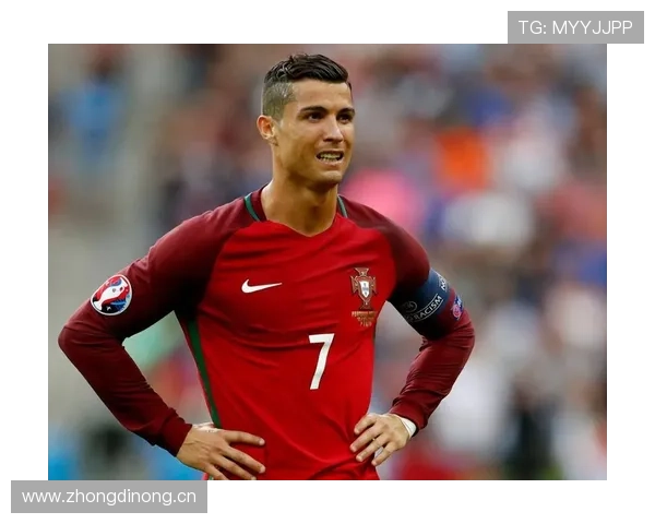 C罗 vs 凯恩:中锋能力与进攻角色差异 C罗 vs 凯恩:中锋能力与进攻角色差异