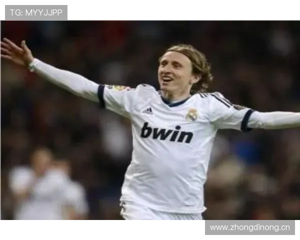 德布劳内与莫德里奇:组织核心球权集中度分化,前者更倚重直塞驱动进攻