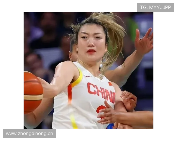 李梦上个赛季买了啥豪车？普通人估计得省三年工资才够那一趟油钱吧