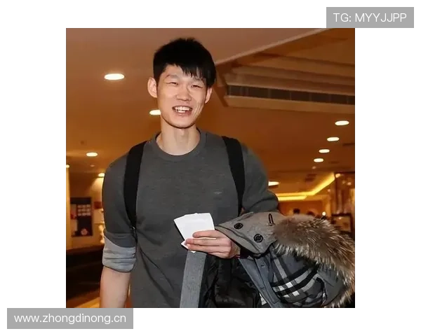 胡金秋家里冰箱贴全是训练计划，连饮料都按卡路里贴标签