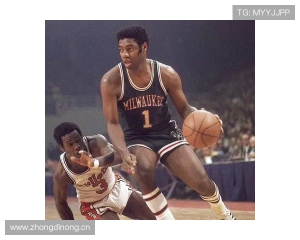 奥斯卡·罗伯特森对比历代控卫，单打能力成就关键组织者地位