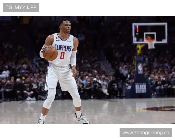 罗伯特森的突破分球比威斯布鲁克更能提升进攻效率